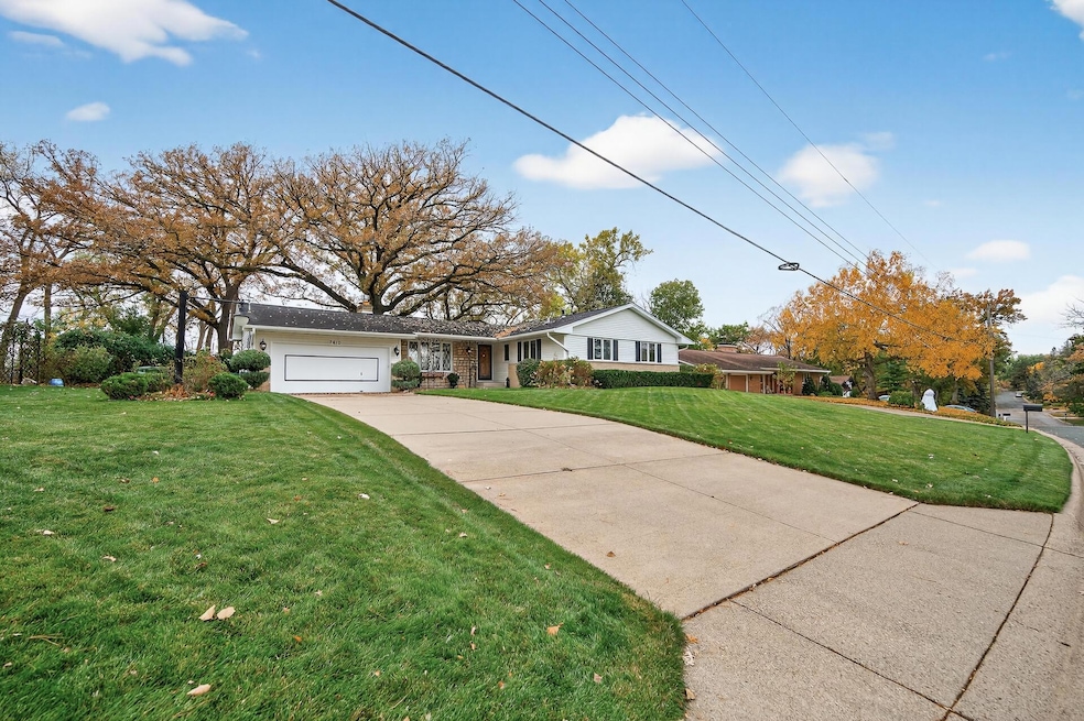 For Sale $799,999 • Co-Listing Agent