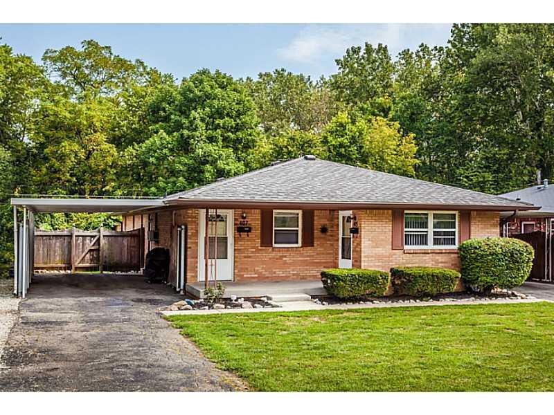 405 Beechwood Dr, Beech Grove, IN 46107 - photo 1