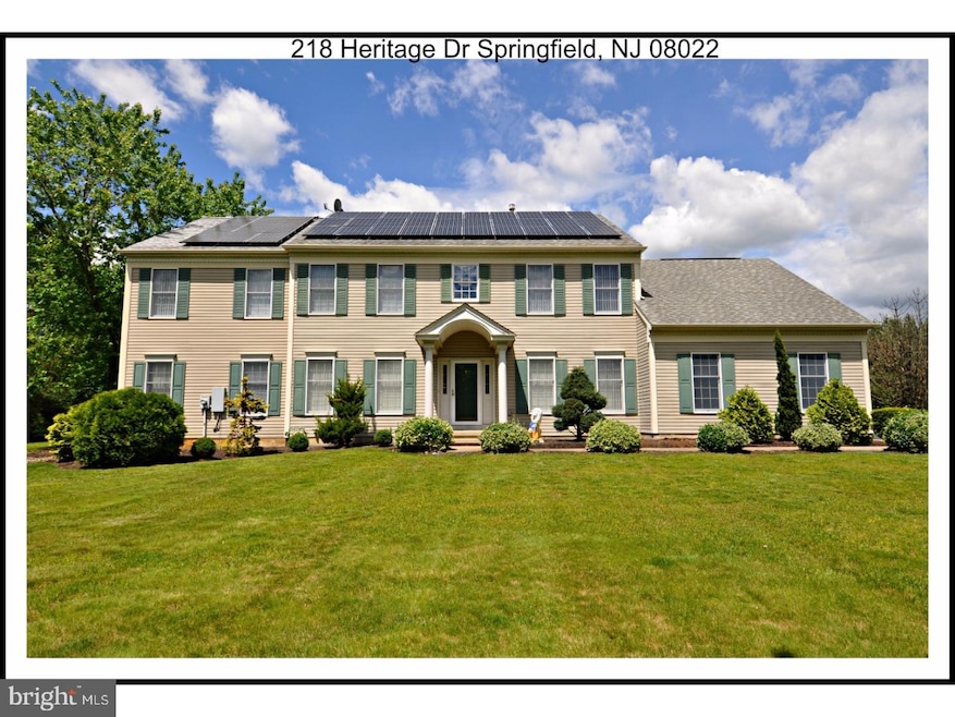 218 Heritage Dr, Columbus, NJ 08022 - photo 1