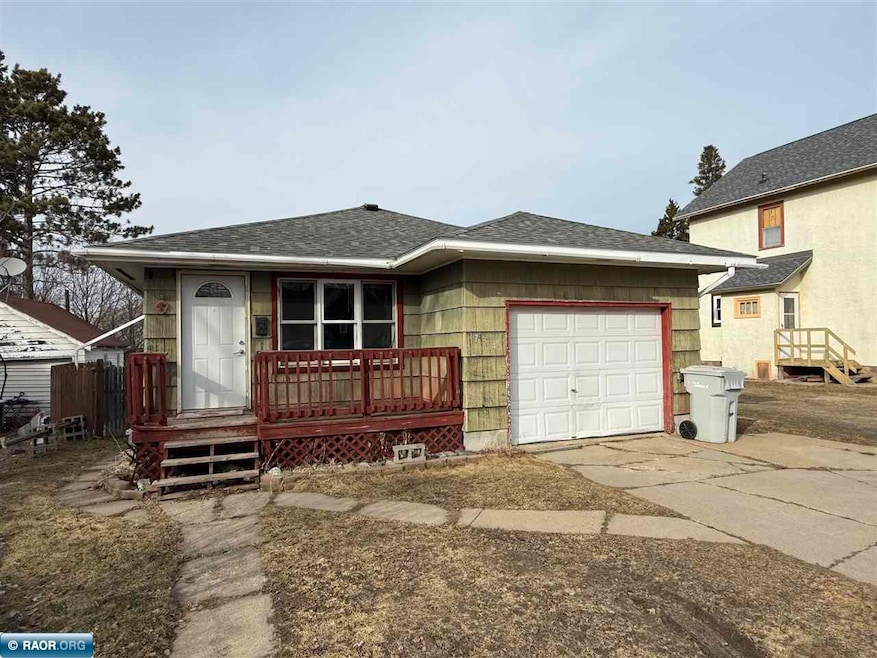 714 3rd St NW, Chisholm, MN 55719 - photo 1