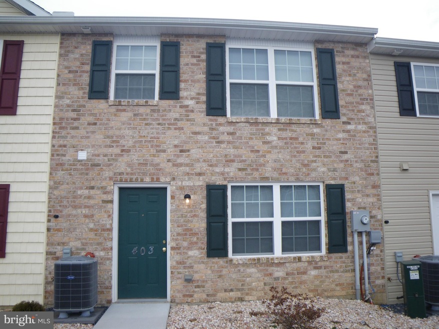 403 Lantern Ln, Chambersburg, PA 17201 - photo 1