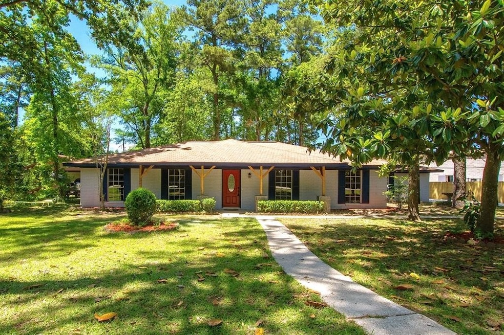 29907 Spring Forest Dr, Spring, TX 77386 - photo 1