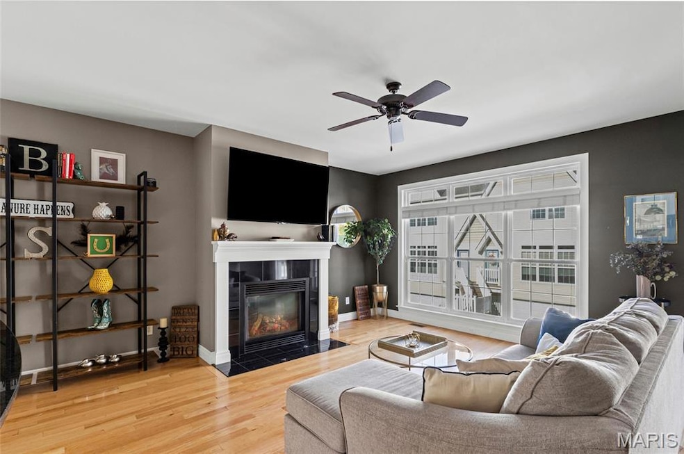 417 S Geyer Rd unit 2, Saint Louis, MO 63122 - photo 1