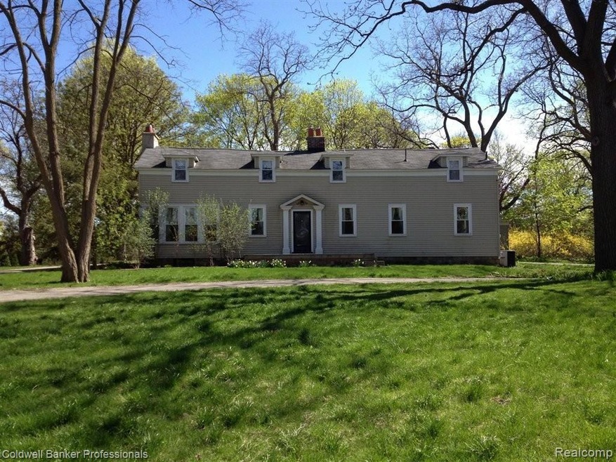 778 E Square Lake Rd, Bloomfield Hills, MI 48304 - photo 1