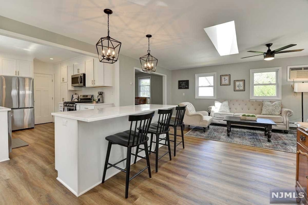 40 Woodward Ave, Bloomingdale, NJ 07403 - photo 1