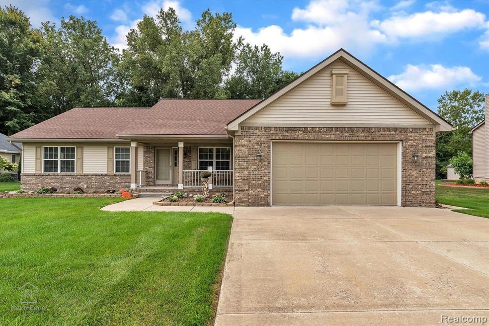 Welcome! 38835 Valley View in Romulus/New Boston