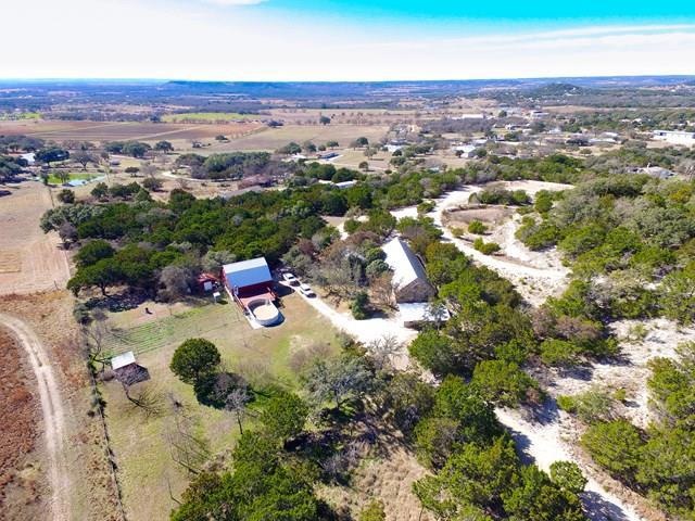 309 Griffin Ln, Fredericksburg, TX 78624 - photo 1