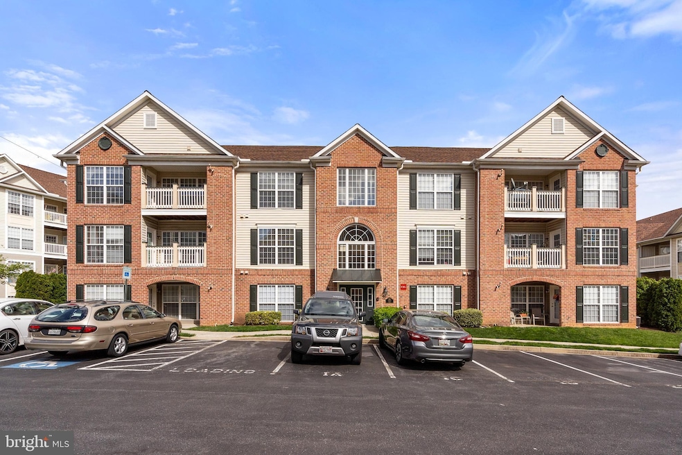 2511 Shelley Cir, Frederick, MD 21702 - photo 1