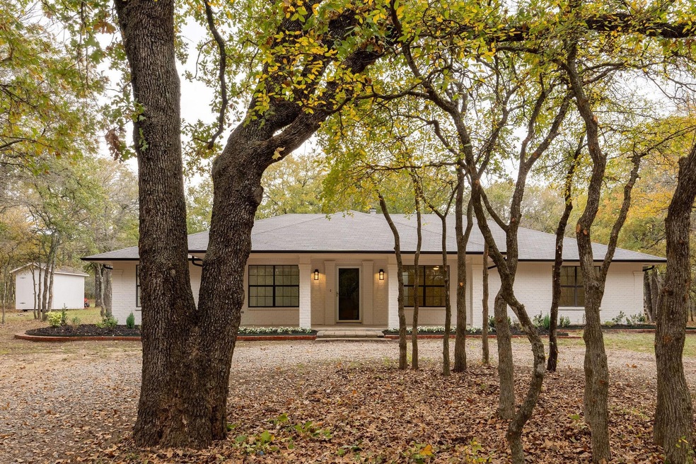 333 Edward Farris Rd, Weatherford, TX 76085 - photo 1