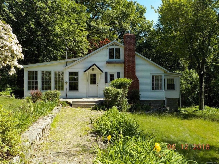 9 Lamoree Rd, Rhinebeck, NY 12572 - photo 1