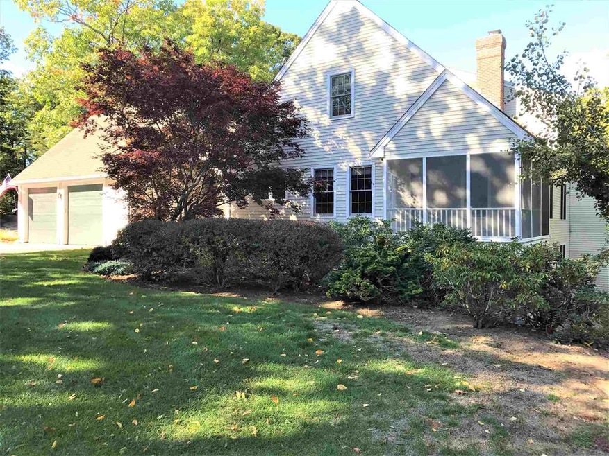 9 Gowing Ln, Amherst, NH 03031 - photo 1