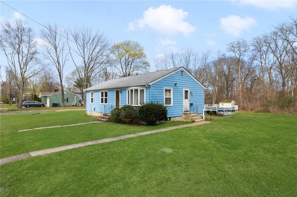 70 Drum Rock Ave, Warwick, RI 02886 - photo 1