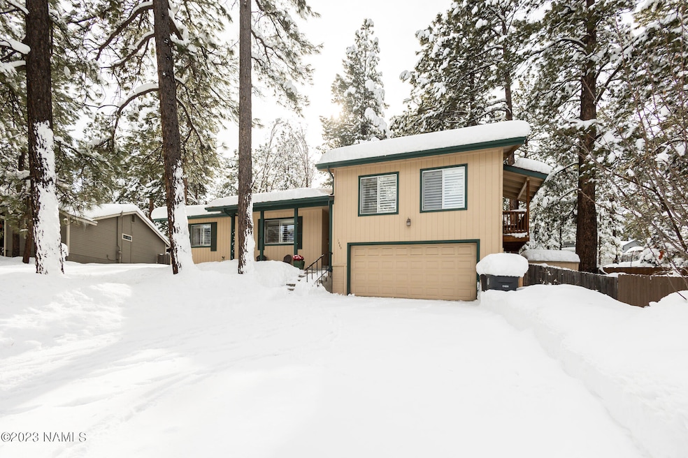1480 University Dr 002