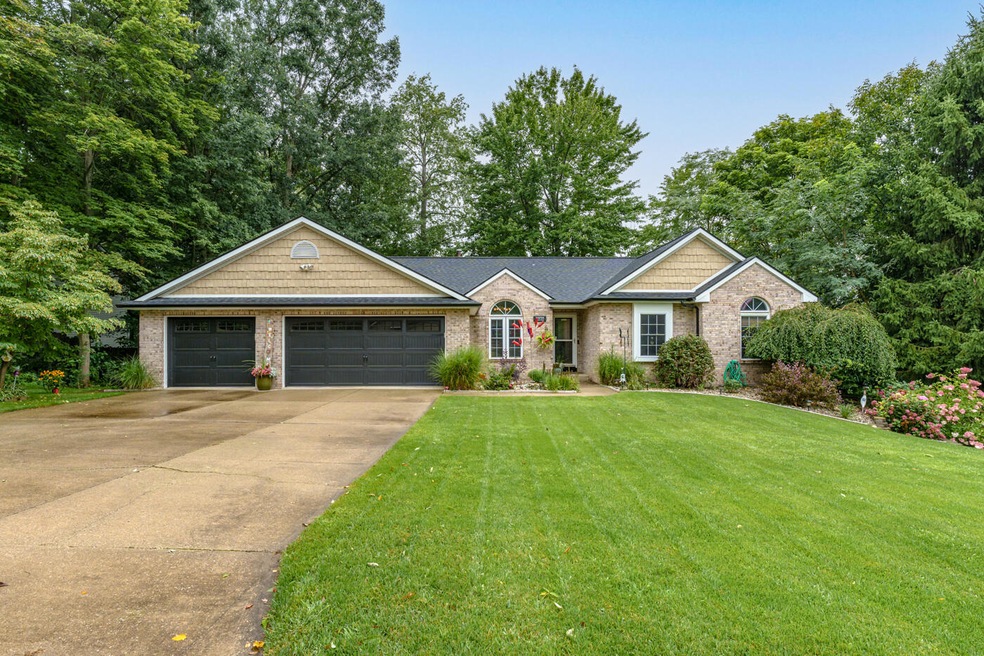 10298 Shuman St, Portage, MI 49024 - photo 1