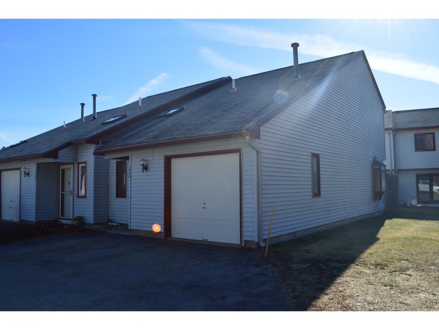 228 Stonebridge Dr unit 228, Nashua, NH 03063 - photo 1