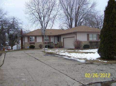 3308 Jacque St, Flint, MI 48532 - photo 1