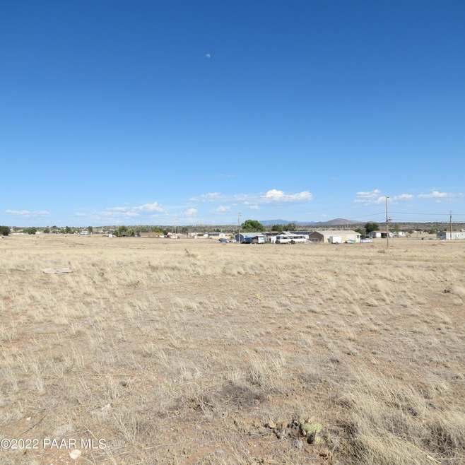 454 W Zion Trail, Paulden, AZ 86334 - photo 1