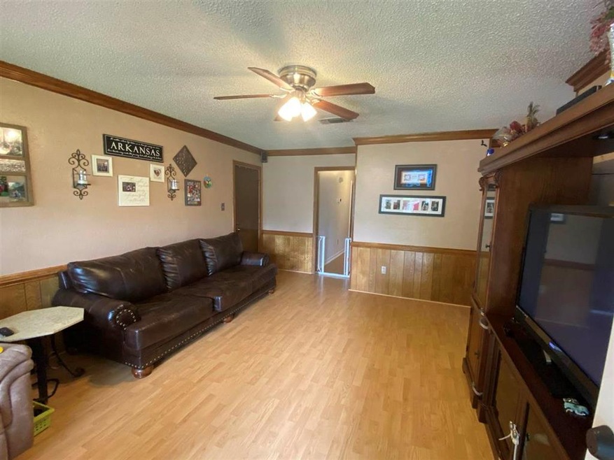 711 Franklin St, Texarkana, TX 75501 - photo 1