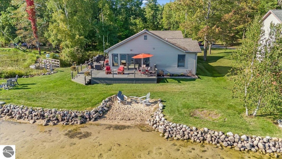 8362 Bobs Dam Rd, Hale, MI 48739 - photo 1