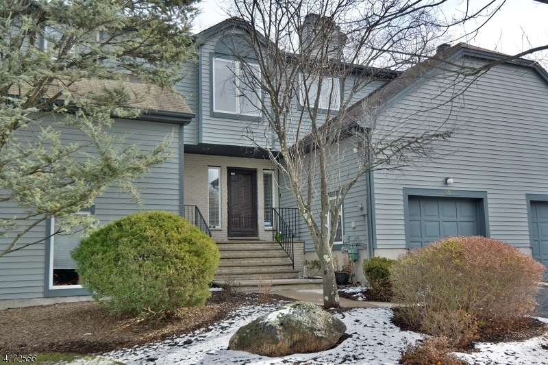 14 Fair Ridge Ct, Wayne, NJ 07470 - photo 1