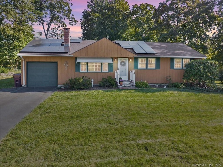 8 Arwood Rd, Farmington, CT 06032 - photo 1