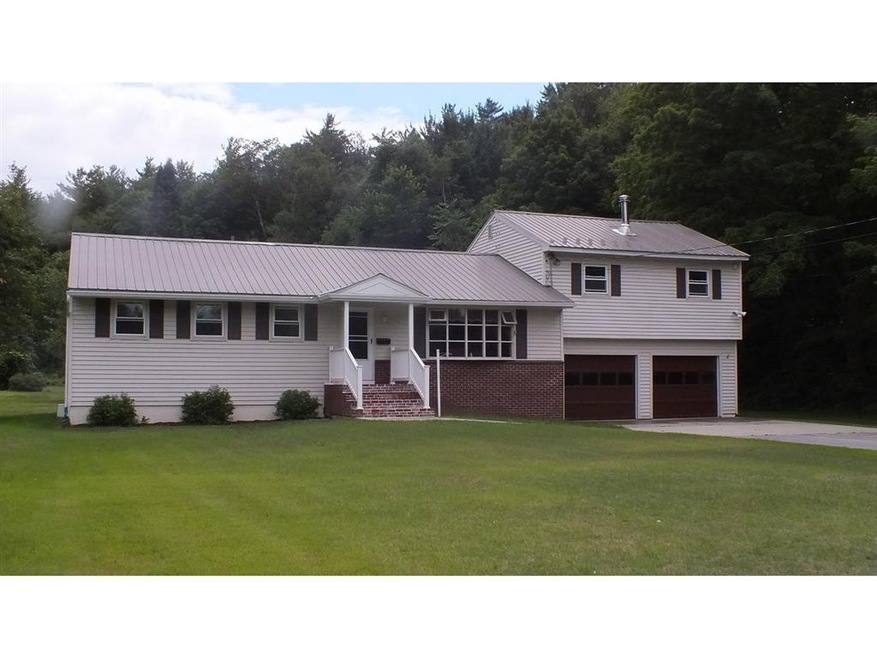 39 Phoenix Cir, Richmond, VT 05477 - photo 1