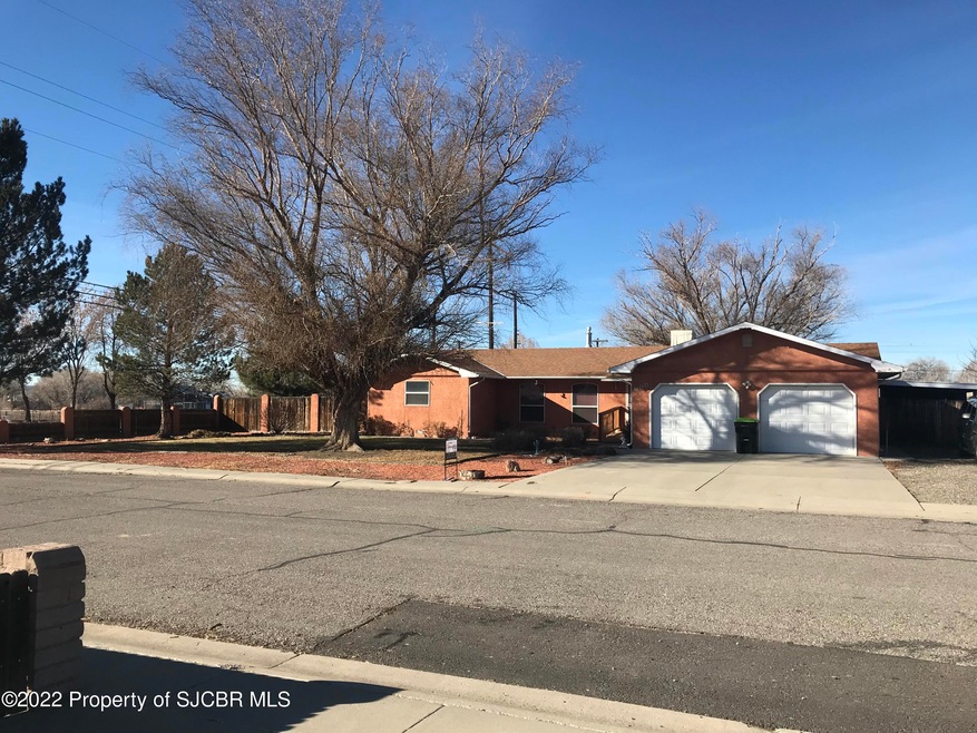 899 N Spencer Ln, Bloomfield, NM 87413 - photo 1