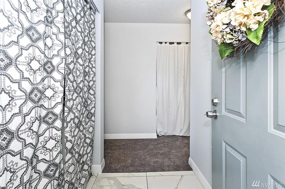 11201 3rd Ave SE unit 5F, Everett, WA 98208 - photo 1