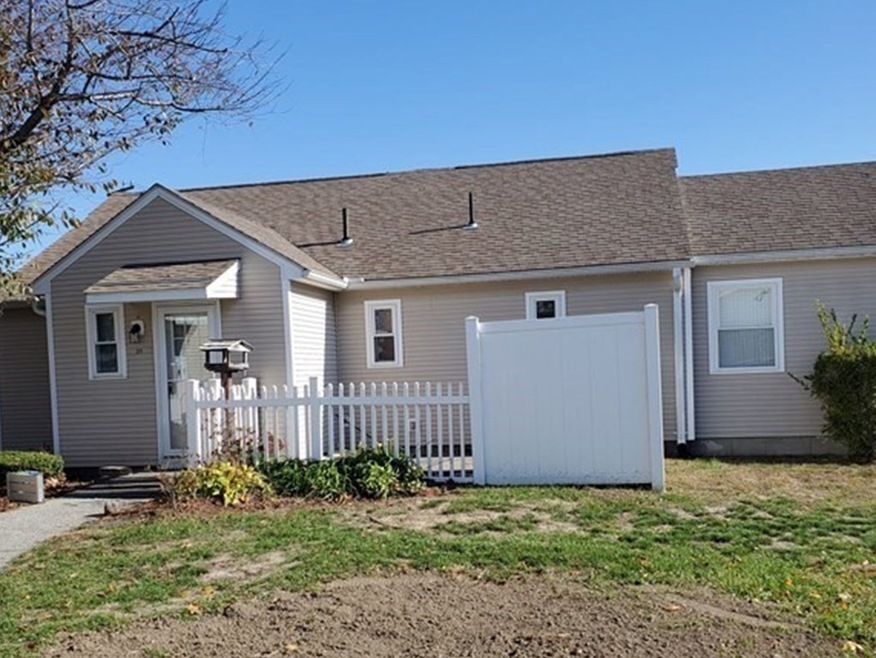 21 Mitchell Dr, Chicopee, MA 01022 - photo 1