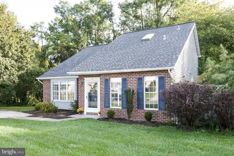 9031 Fieldchat Rd, Nottingham, MD 21236 - photo 1