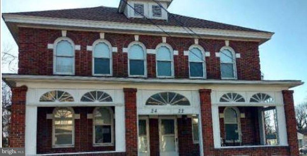 24 Walnut St, Penns Grove, NJ 08069 - photo 1