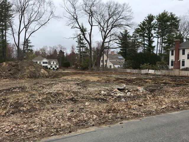 0 Whitford St unit 2, Manchester, NH 03104 - photo 1