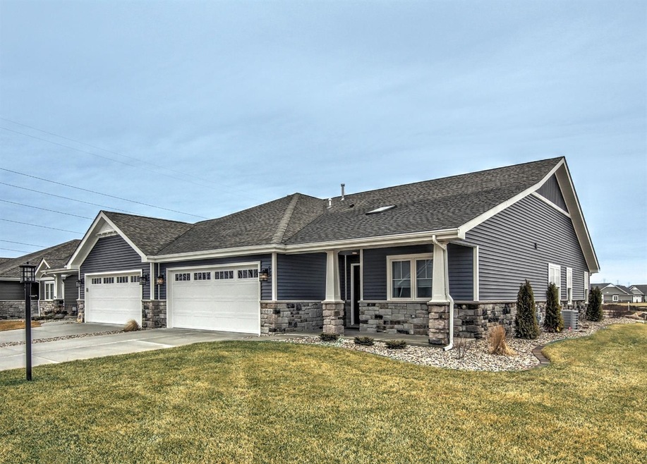 10319 Red Rock Place unit B, Dyer, IN 46311 - photo 1