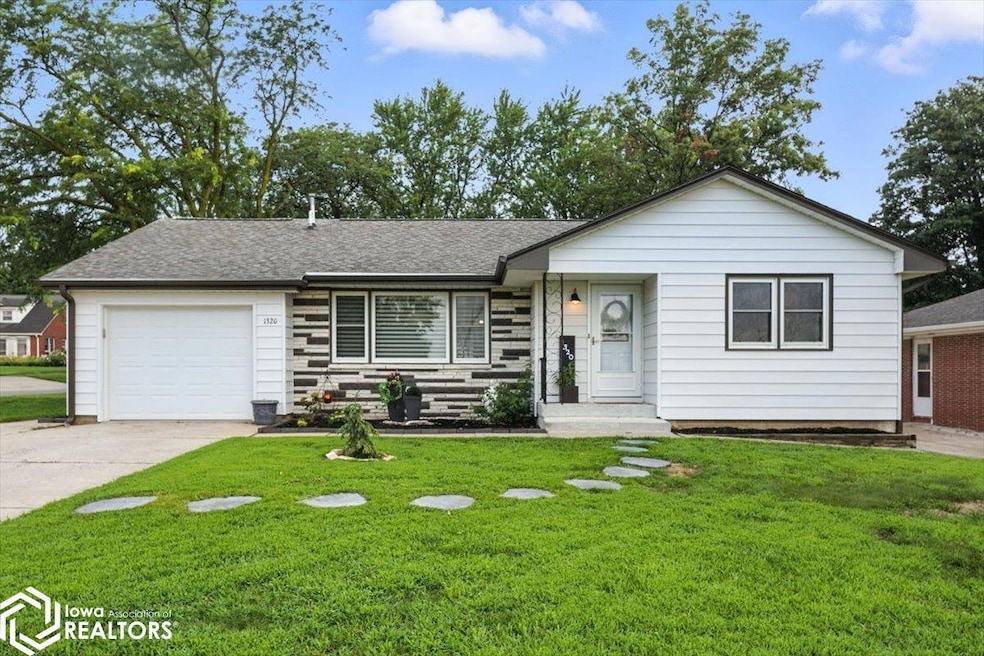 1320 Garfield Ave, Harlan, IA 51537 - photo 1