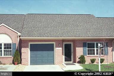 67 Sunbrook Ln unit 12, Hagerstown, MD 21742 - photo 1