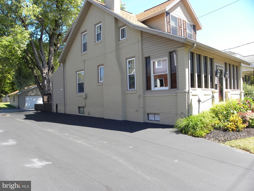 530 S 3rd St, Lemoyne, PA 17043 - photo 1