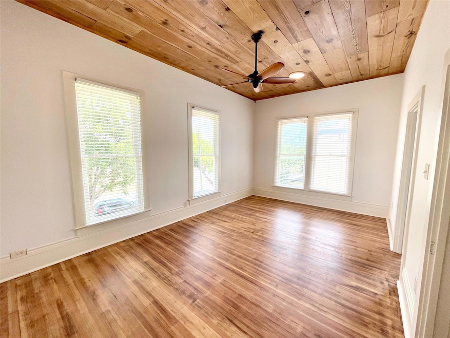 514 E University Ave unit 4, Georgetown, TX 78626 - photo 1