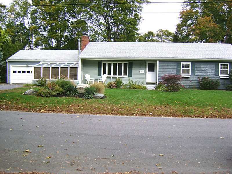 12 Commonwealth Ave, Barrington, RI 02806 - photo 1