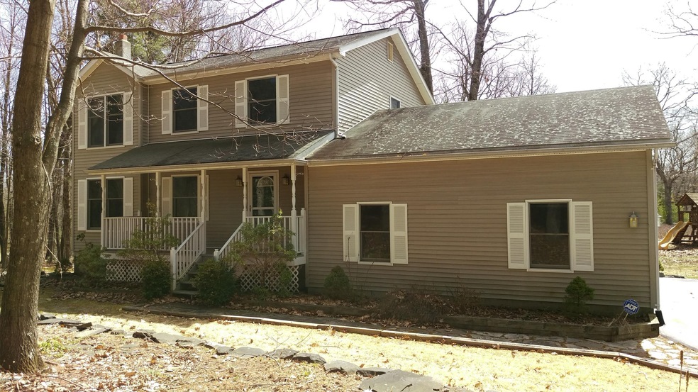 116 Oak Ridge Dr, Milford, PA 18337 - photo 1