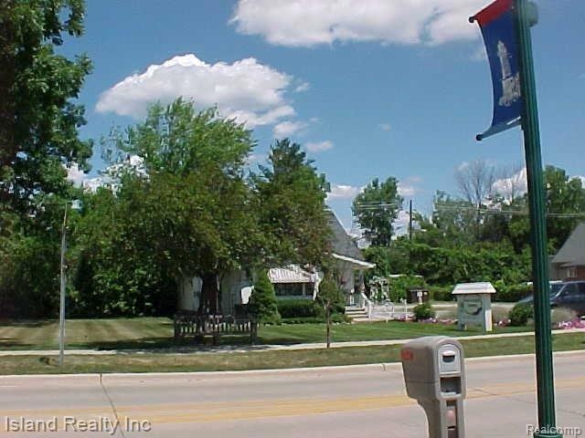 00 Macomb St, Grosse Ile, MI 48138 - photo 1