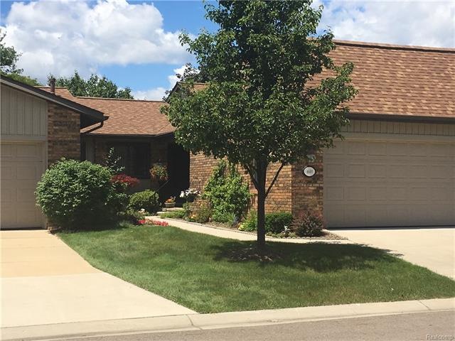 Welcome to a beautiful condominium home