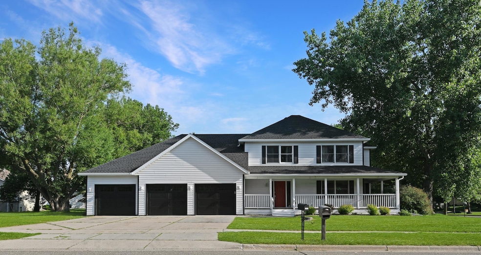 2403 Goetten's Way ~ 5BR 3 1/2 BA with bonus spaces galore!