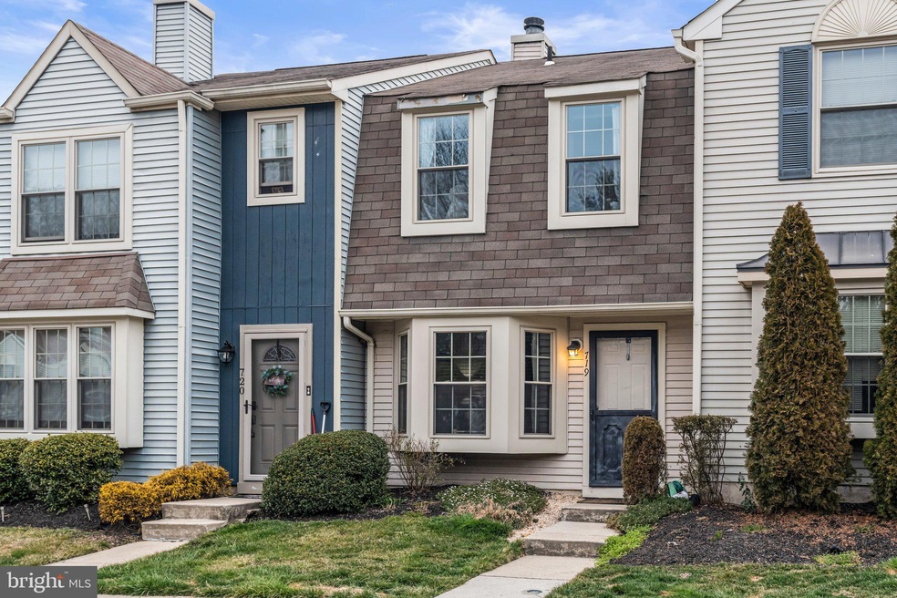 719 Garrison Ct unit 719, West Deptford, NJ 08051 - photo 1