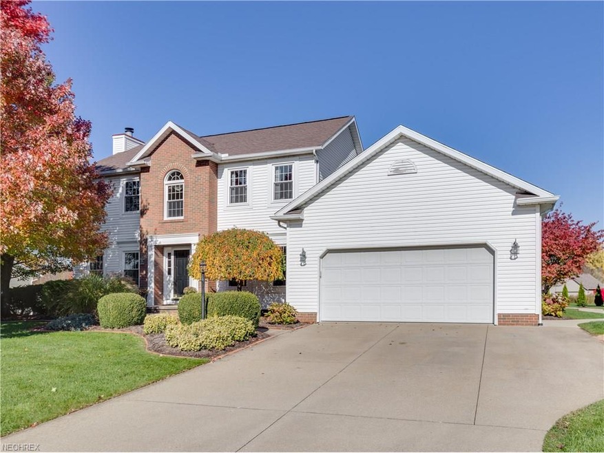 This 3 bedroom home in North Canton CSD has a phen