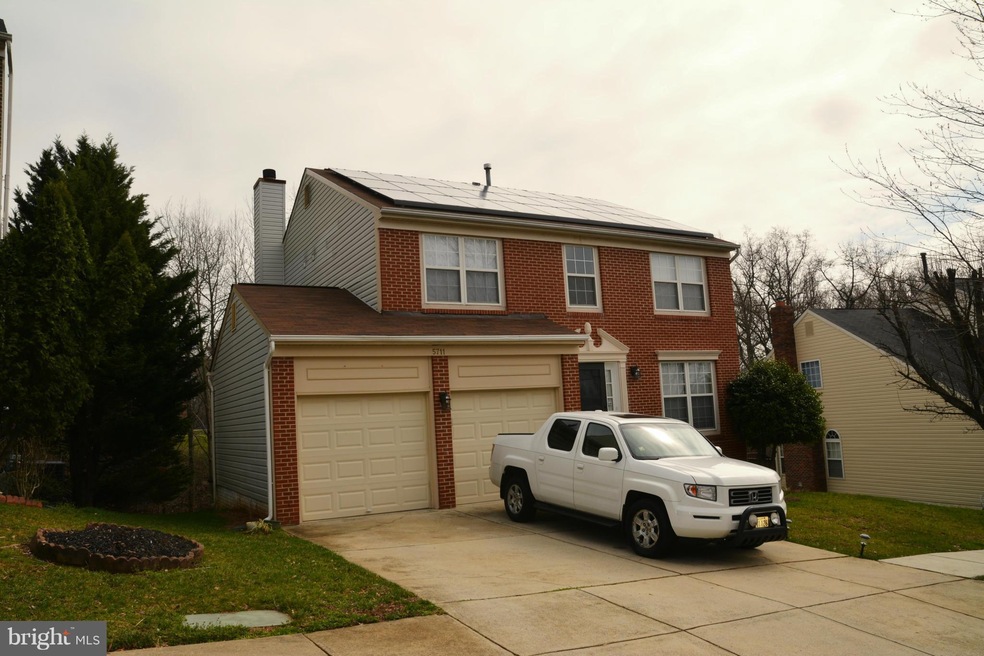 5711 Silk Tree Dr, Riverdale, MD 20737 - photo 1