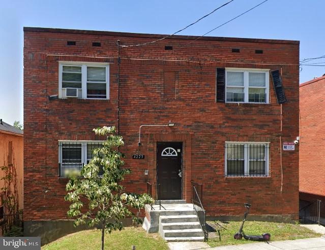 4223 Brooks St NE unit B, Washington, DC 20019 - photo 1