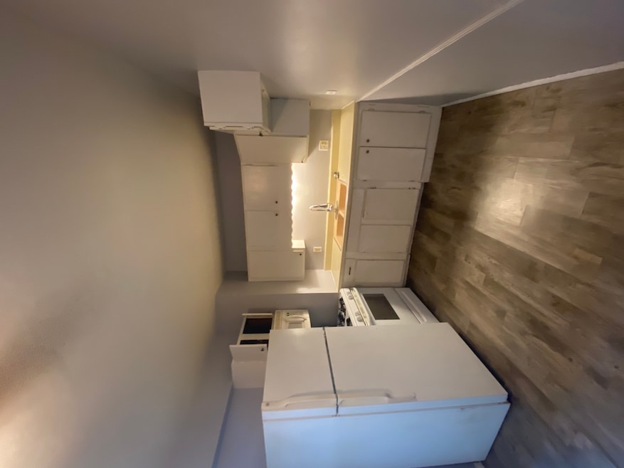 2120 Lilac Ln unit G-2, Aurora, IL 60506 - photo 1