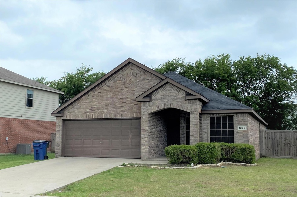 View of front of home with a front lawn and cooling unit