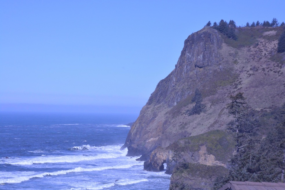 View of Cape Foulweather - zoomed in