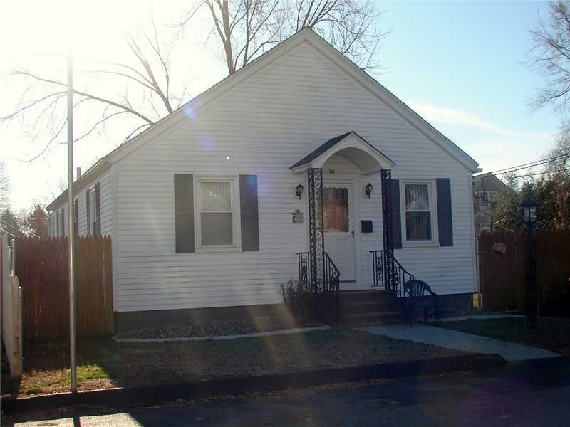 70 Leading St, Johnston, RI 02919 - photo 1